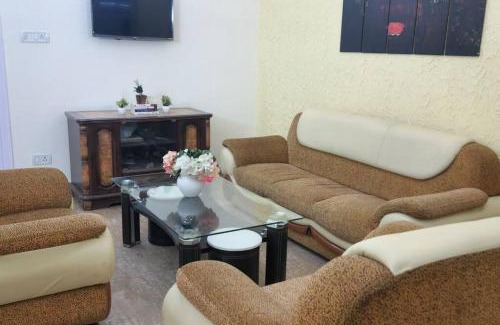 Deoghat Apartamento | Hillside 3BHK with PanoramicView
