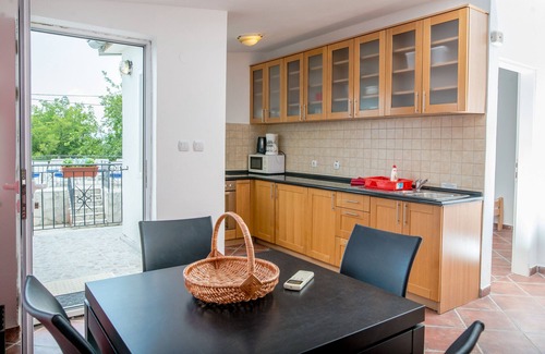 Mrcevac Apartamento | Apartamento en la ladera con impresionantes vistas al mar y a las montañas, mar a 2 km, piscina