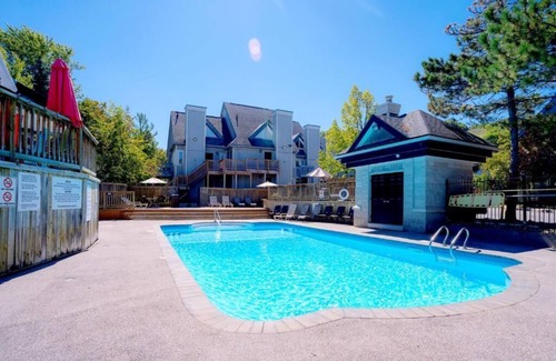 Craigleith Apartamento | Hillside BLUE MTN family Loft