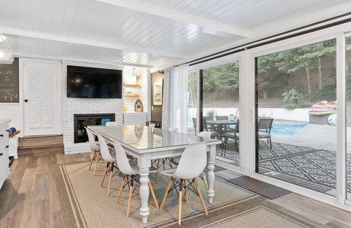 Norton Shores Casa | Hillside Cottage- Great Vacation Rental with Private Pool