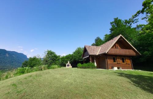 Bodesce Chalet De Esquí | Hillside Cottage