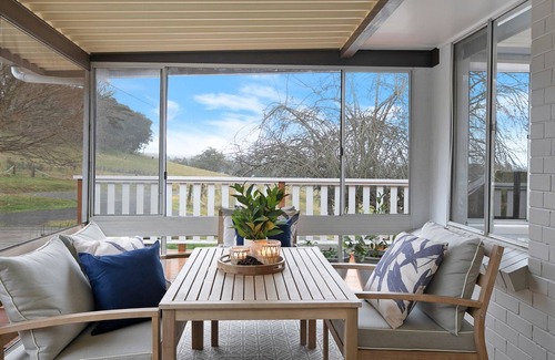 Mittagong Casa | Hillside Farm — Stay 3, Pay 2!