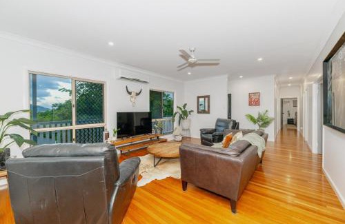 Mount Louisa Apartamento | Hillside Haven - Tranquil Mount Louisa Escape