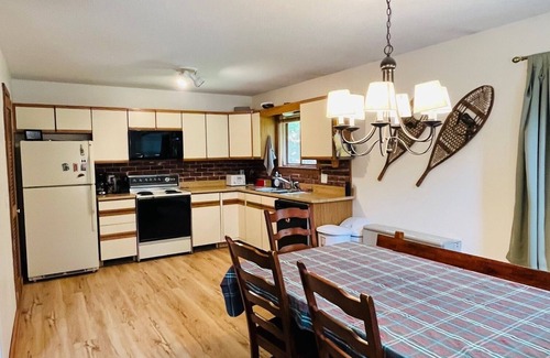 Wilmington Casa | Hillside Haven (Mount Snow) - ¡Descuentos semanales + mensuales disponibles!