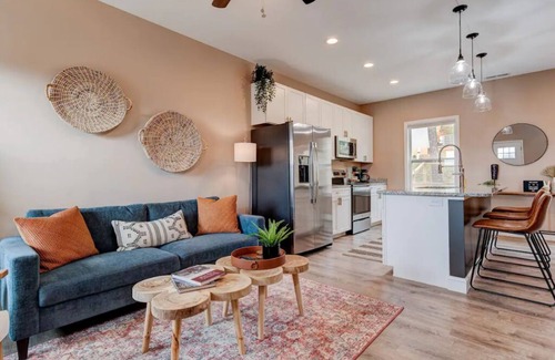 Canton Casa | Hillside Hideaway Boho 3BR Home w Gameroom, Waffle Bar, Gas Fire Pit, Mtn Views!