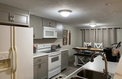 Glen White Casa | Hillside Hideaway-Winterplace and National Park