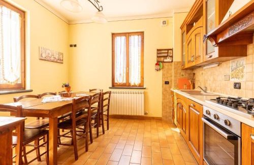 Macchino Casa | Hillside Home in Marliana