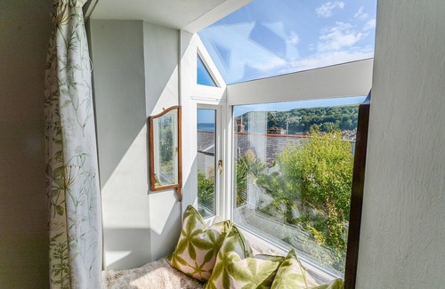 Kingsand Cabaña | Hillside, Kingsand