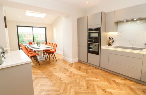 Aysgarth Cabaña | HILLSIDE HOUSE, pet friendly, with open fire in West Witton