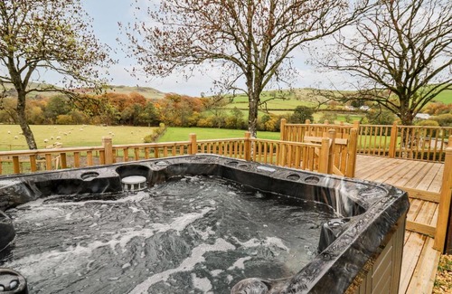 Llandrindod Wells Casa | Hillside Lodge