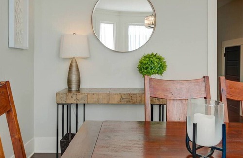 Magnolia Casa | ♛Hillside Magnolia Retreat♛~ Downtown Location ~