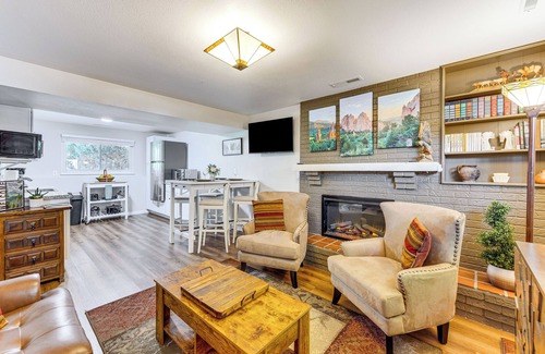 Northeast Colorado Springs Apartamento | Hillside Place w/ Mountain Views ~ 8 Mi to Dtwn!