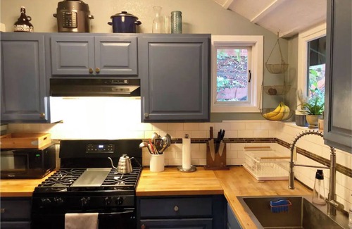 Guerneville Cabaña | Hillside Retreat in the Redwoods w/ Hot Tub, Pet-Friendly