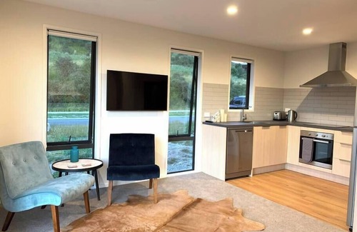 Lower Shotover Casa | Hillside Studio