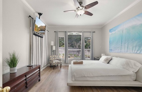 Village At Western Oaks Casa | Hillside Tropical Retreat - relax, work, and live pure