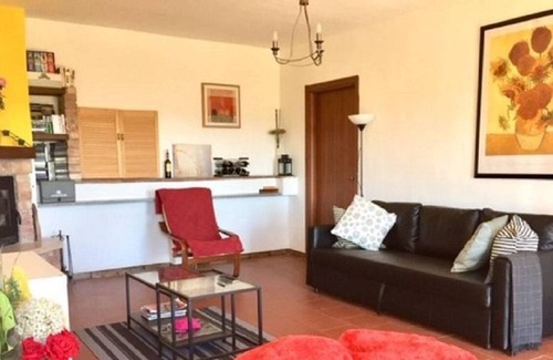 Castelnuovo Belbo Villa | Villa en la ladera con fantásticas vistas al campo Región de Nizza Monferrato