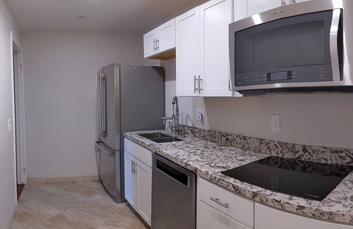 San Marcos Casa | Hillside Villa - 2 bed/2bath 1st floor of subdivided home with full privacy/pool