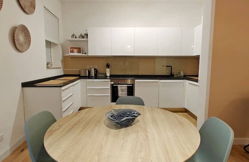 Kalkara Apartamento | Hilltop 2 bedroom apartment with Communal pool