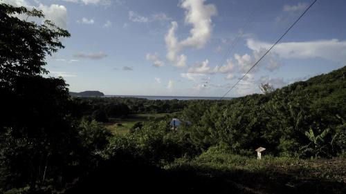 Vieux Fort Quarter Casa | Hilltop Cabin in Black Bay Laborie
