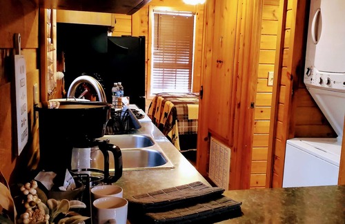 Newland Cabina | Hilltop Cabin