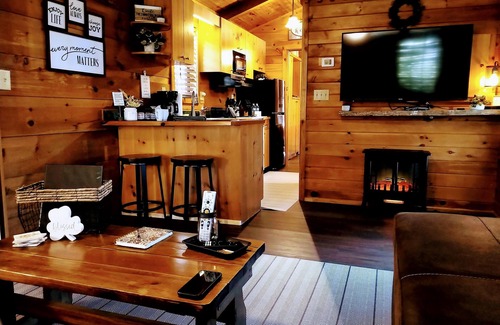 Newland Cabina | Hilltop Cabin