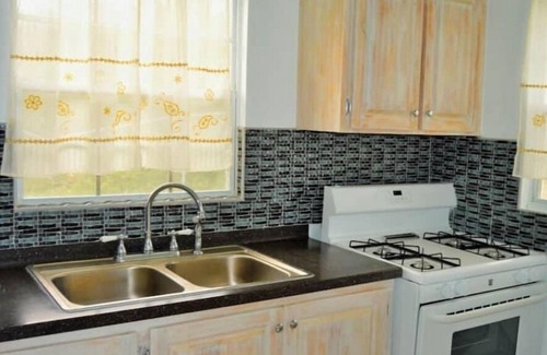 Freetown Cabaña | Hilltop Cottage w/ breathtaking view of Atlantic Ocean.