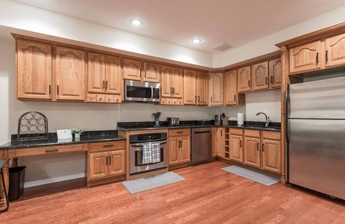 Cross Keys Casa | Hilltop Escape >1 mile from North River Close to North River, Hone Quarry