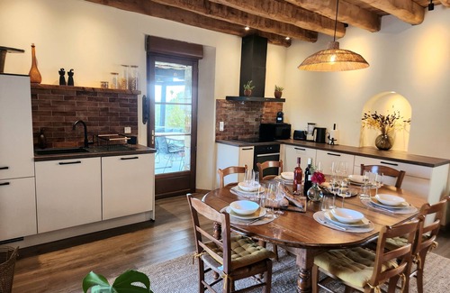 Castelnaud-la-Chapelle Chalet De Esquí | Hilltop Gîte with Heated Saltwater Pool & Stunning Valley Views”
