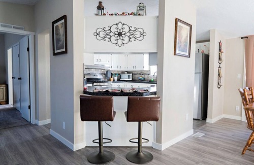 Big Sandy Casa | Hilltop Gem, , with amazing views of the wind River Mountain Range, Sleeps 8