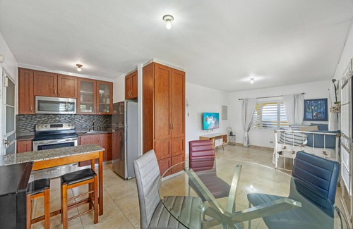 Florencio Chalet De Esquí | Hilltop Getaway with Huge Terrace