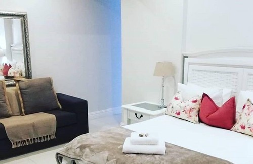Eikenbosch Casa | Hilltop Guesthouse