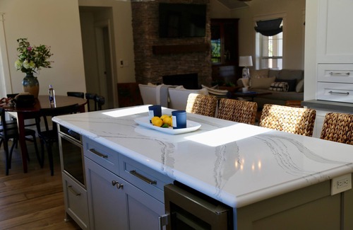Mount Hamilton Casa | Hilltop Haven in secluded Valley - pet friendly