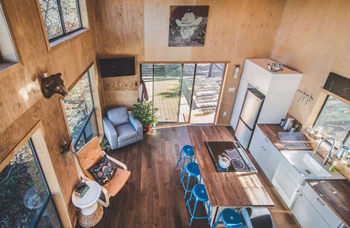 Dripping Springs Casa | Hilltop Hideaway, Cabin w/ view, loft & Light