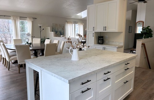 Glenwood Springs Casa | Hilltop Hideaway – Private Retreat - Mtn Views