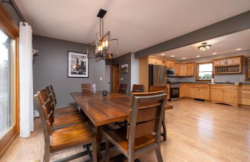 Johnsonville Casa | Hilltop Hideaway- 5 Minutes To Saratoga Lake