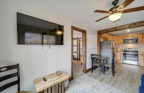 West Jefferson Casa | Hilltop Hideaway with Scenic Views and Hot Tub!