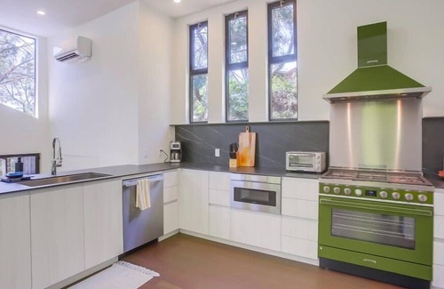 Del Mar Heights Casa | Hilltop Hideaway with Ocean Views Sleeps 8