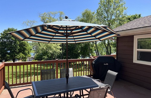 Whitewater Casa | Hilltop house overlooking Whitewater Lake with beach & boat access mins away.