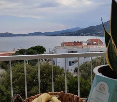 Palaio Tsifliki Apartamento | Hilltop Luxury Apartment