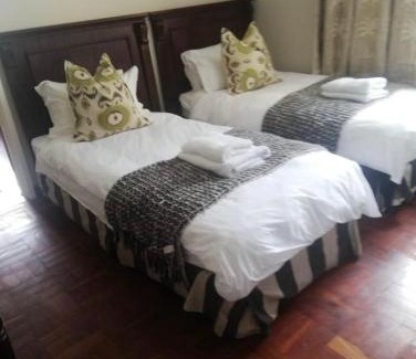 Durban North Cama Y Desayuno | Hilltop Manor Bed and Breakfast