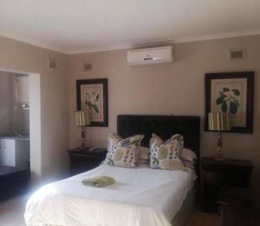 Durban North Cama Y Desayuno | Hilltop Manor Bed and Breakfast