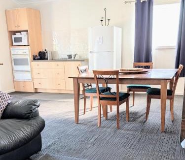 Alexandrina Casa | Hilltop Riverview Retreat