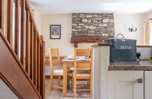 Ambleside Casa | Hilltop - sleeps 4 guests in 2 bedrooms