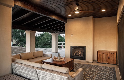 Santa Ynez Casa | Hilltop Villa in Wine Country