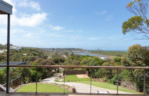 Fairhaven Casa | Hilltop Vistas Pet Friendly