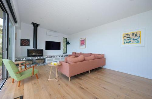 Fairhaven Casa | Hilltop Vistas Pet Friendly