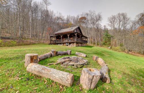 Walton Casa | Hilltop Walton Getaway with Picturesque Views!