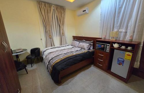 Nungua Casa | Hillview Guest House