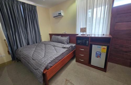 Nungua Casa | Hillview Guest House