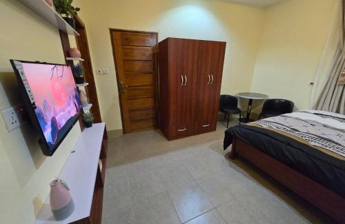 Nungua Casa | Hillview Guest House